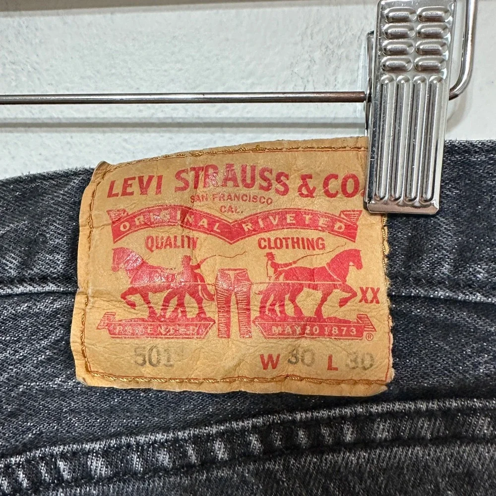 Levi's 501 Original Fit Jeans Men 30x30 (Fits 30x29) Black Denim Button Grunge